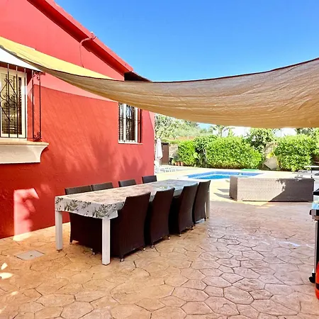 In Puerto Banus Tatil Evi *