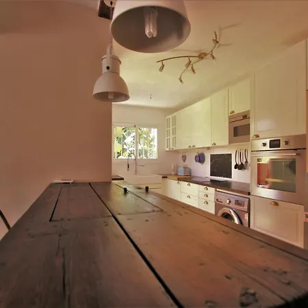 In Puerto Banus Tatil Evi Marbella